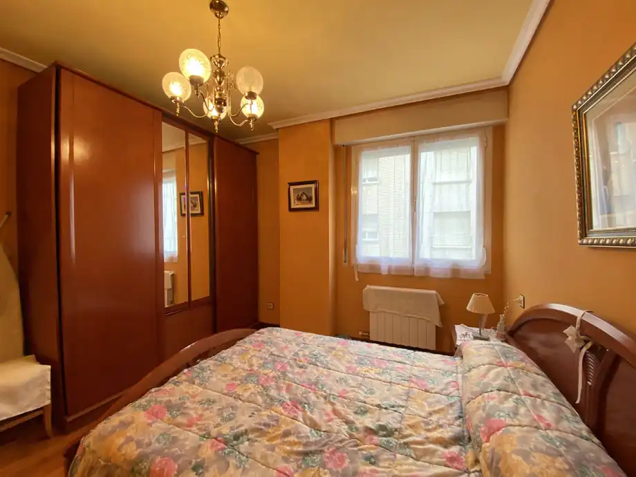 Habitación de Piso en venta en Vitoria - Gasteiz con Calefacción, Parquet y Terraza
