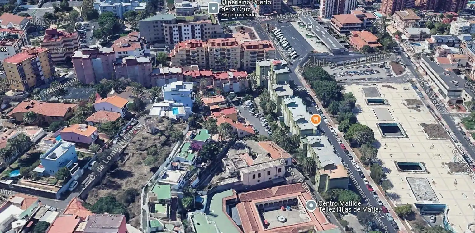 Vista exterior de Edifici en venda en Puerto de la Cruz
