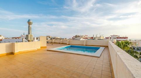 Foto 2 de Piso en venta en C. el Chaparil, Centro, Nerja