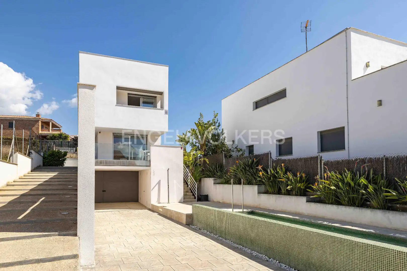 Exterior view of Houses for sale in El Vendrell  with Heating, Private garden and Terrace