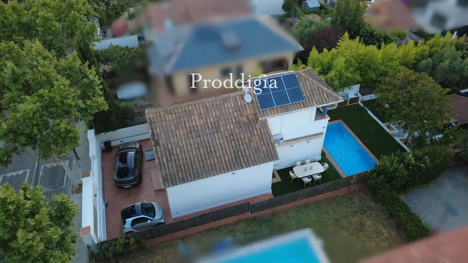 Exterior view of Houses for rent in Sant Cugat del Vallès  with Air Conditioner, Swimming Pool and Alarm