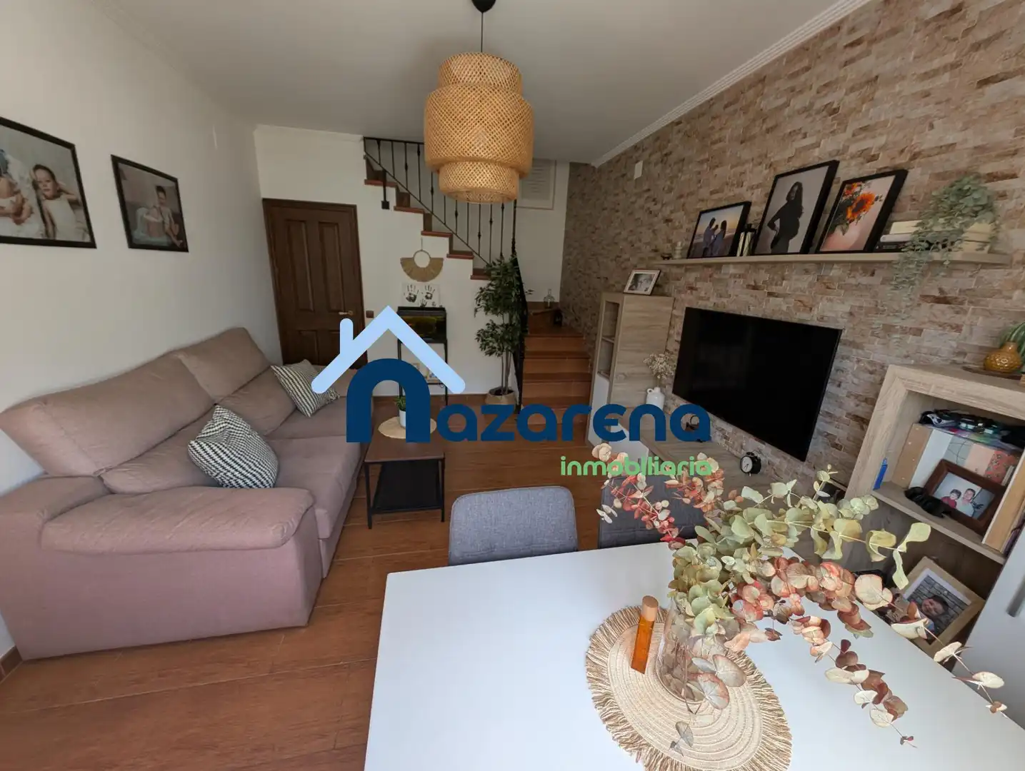 Casa adosada en venta en Dos Hermanas con Aire acondicionado
