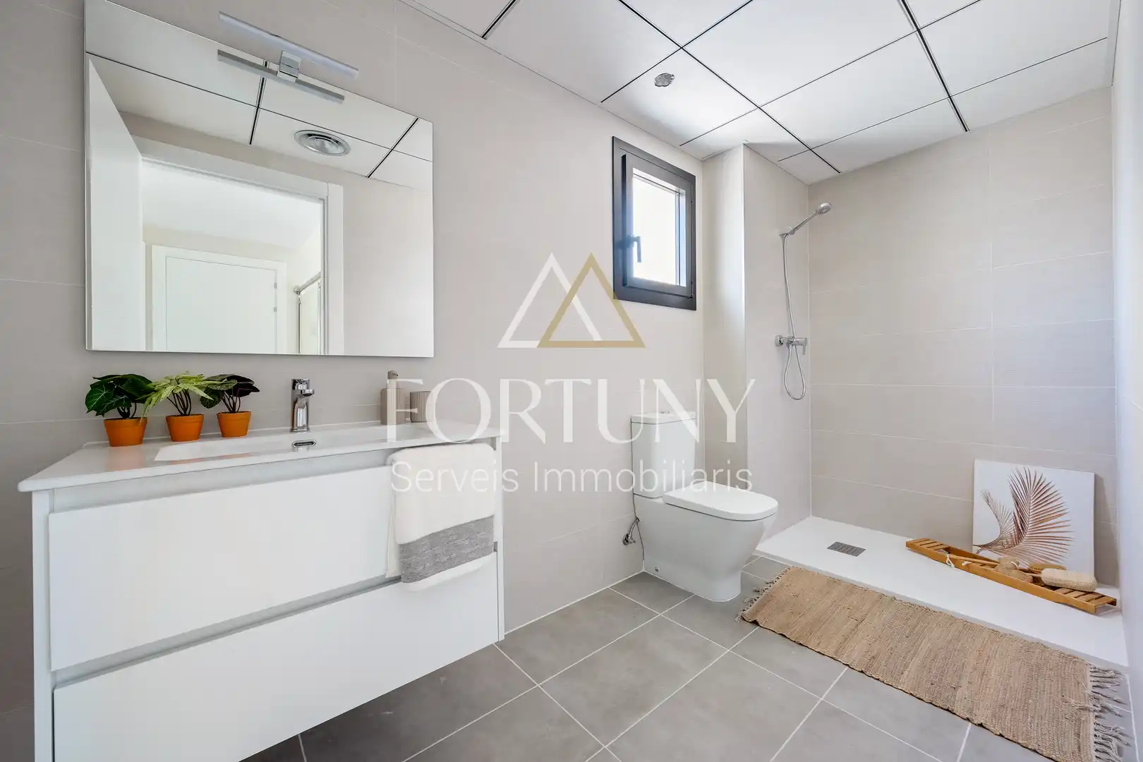 House with pool for sale in calle serra de llaveria, imagen 23