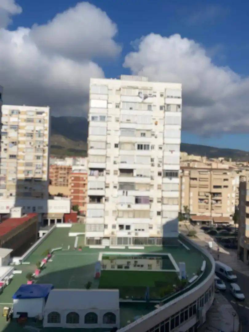 Vista exterior de Estudi en venda en Torremolinos amb Aire condicionat i Terrassa