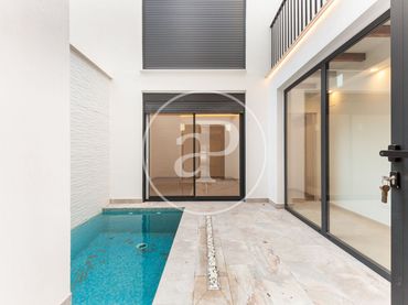 Piso con balcón en alquiler en Carrer d'Azcárraga
