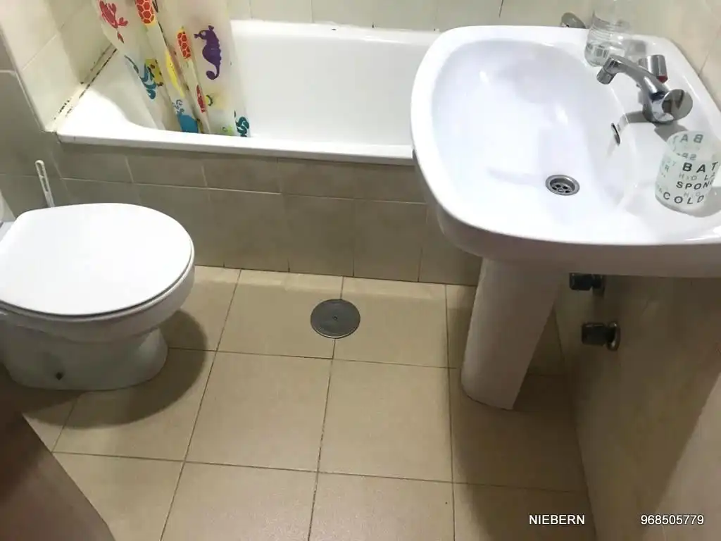 Badezimmer von Wohnung zur Miete in Cartagena mit Klimaanlage, Möbliert und Ofen