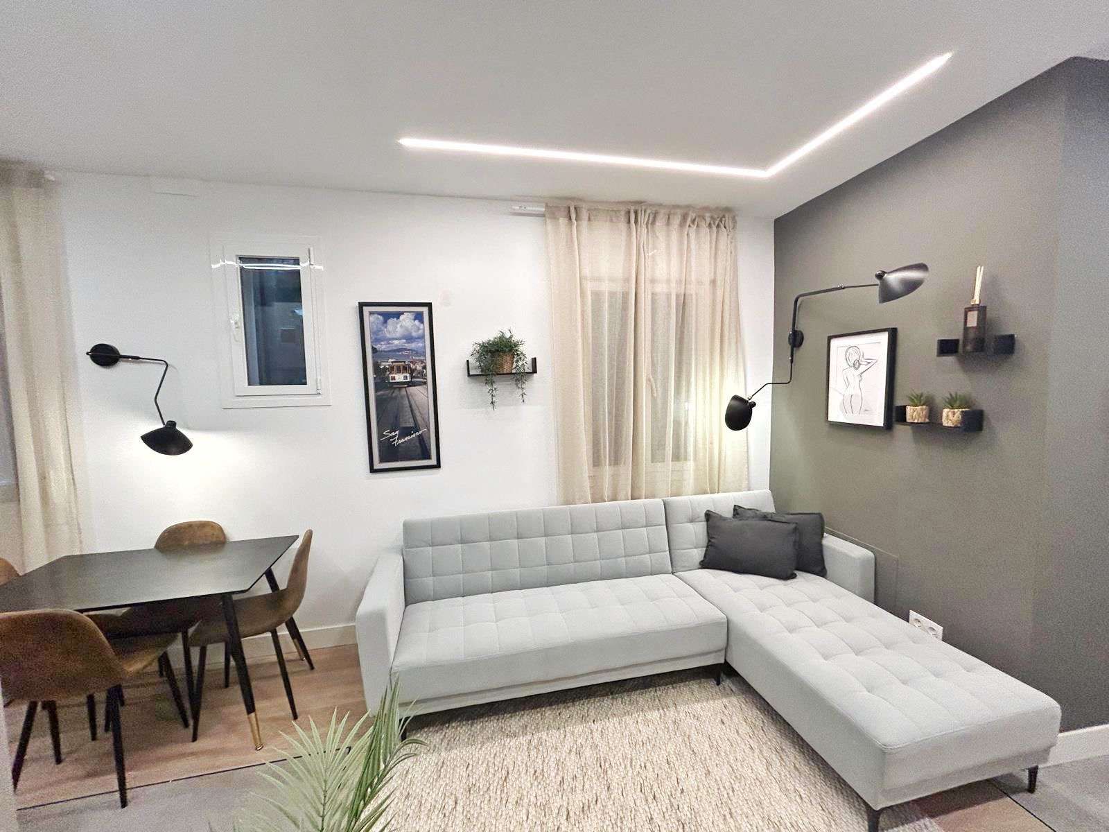 Sala d'estar de Apartament per a compartir en  Madrid Capital amb Aire condicionat, Calefacció i Terrassa