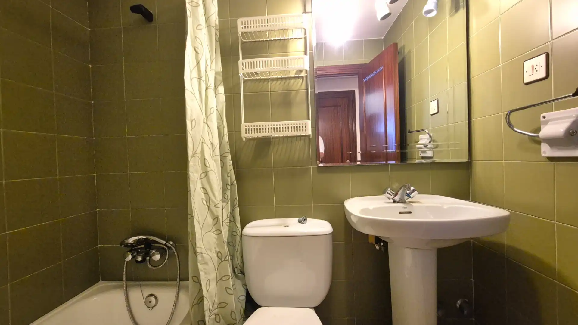 Baño de Dúplex en venta en Oviedo  con Calefacción, Parquet y Trastero