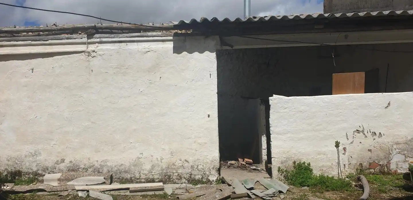 Vista exterior de Casa o xalet en venda en Almonacid del Marquesado amb Calefacció
