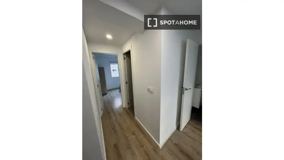 Bedroom of Flat for rent in Valencia  with Air Conditioner, Heating and Furnished