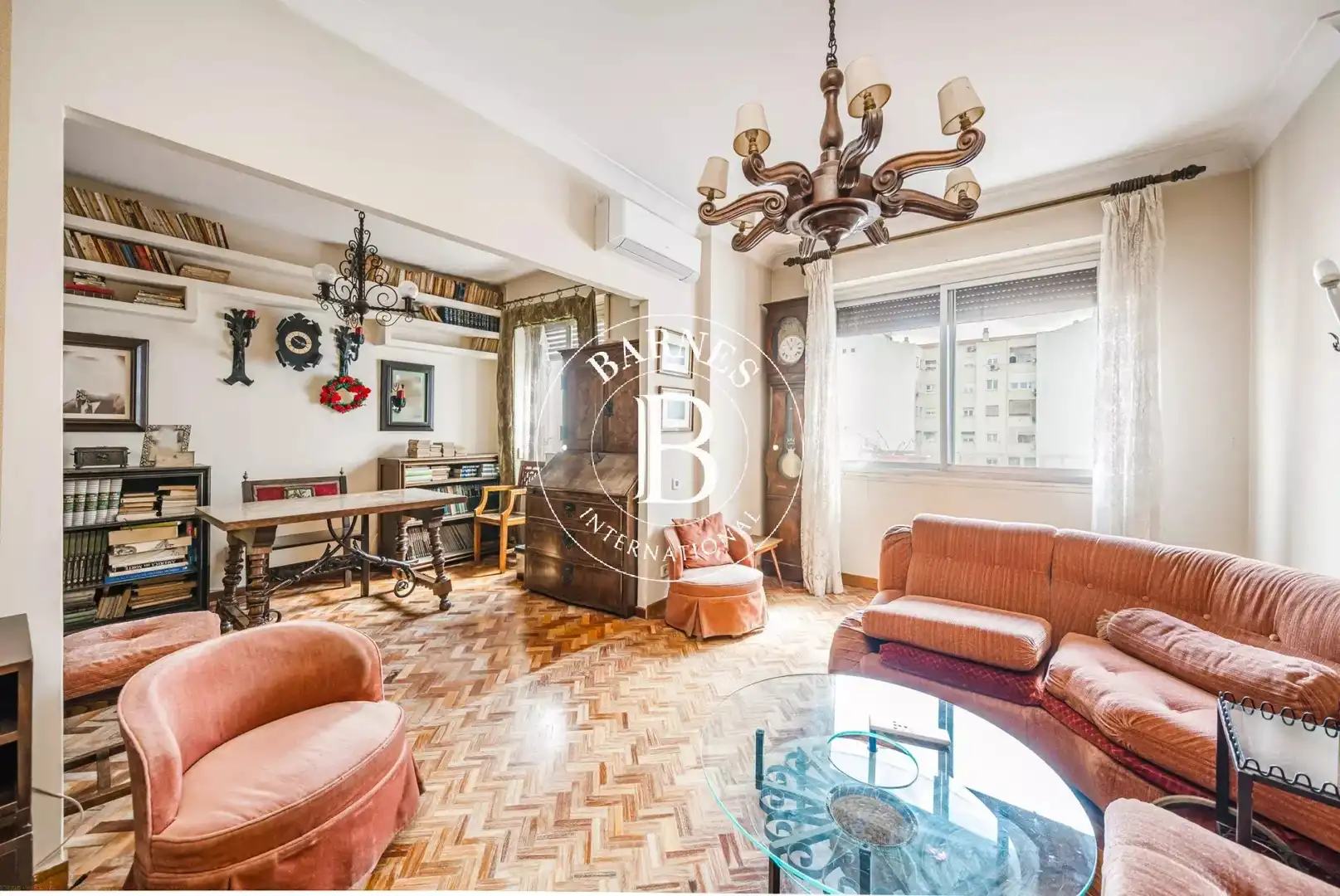 Vista exterior de Piso en venta en Madrid con Aire acondicionado y Calefacción