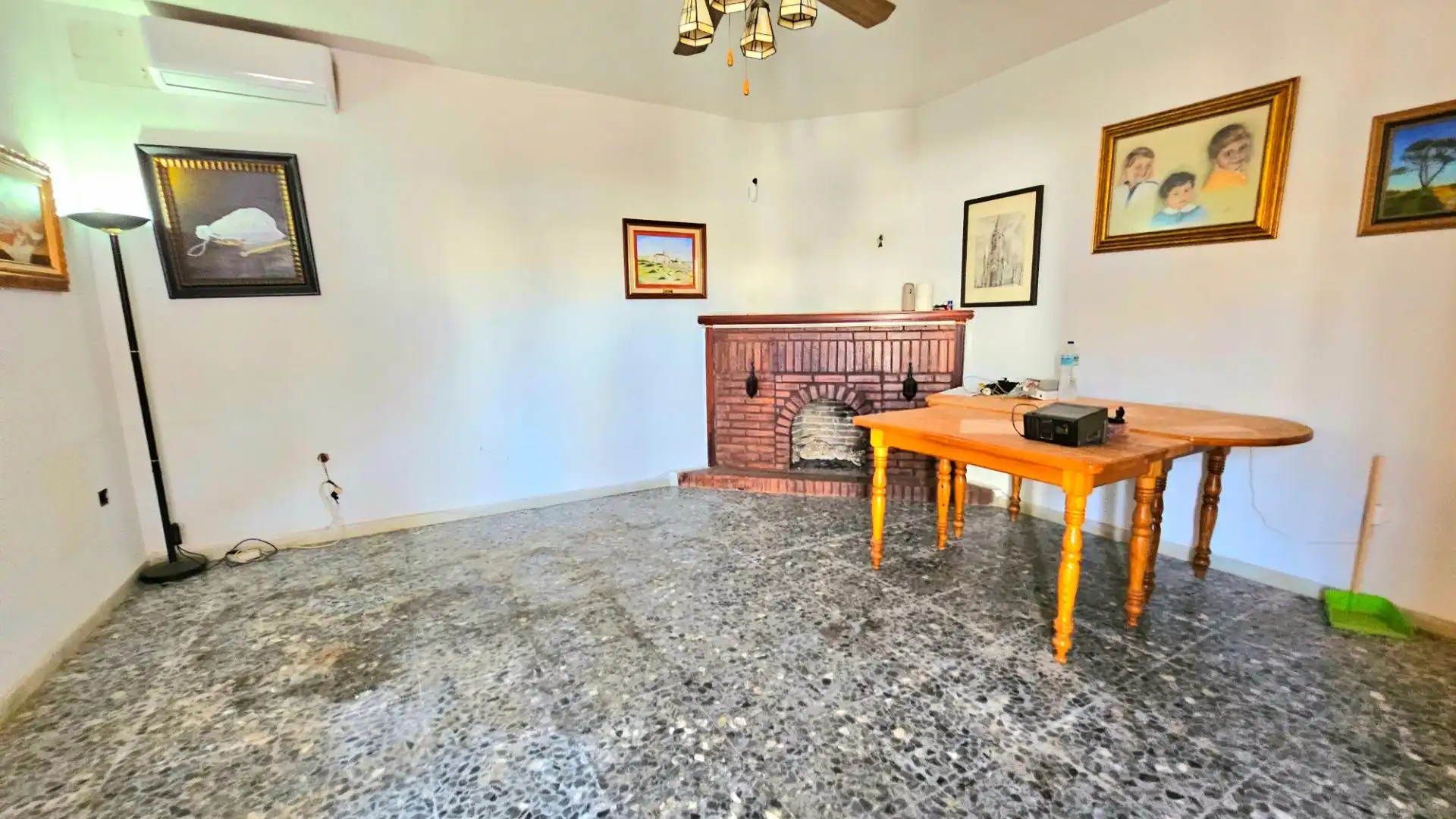 Sala d'estar de Casa o xalet en venda en Chipiona