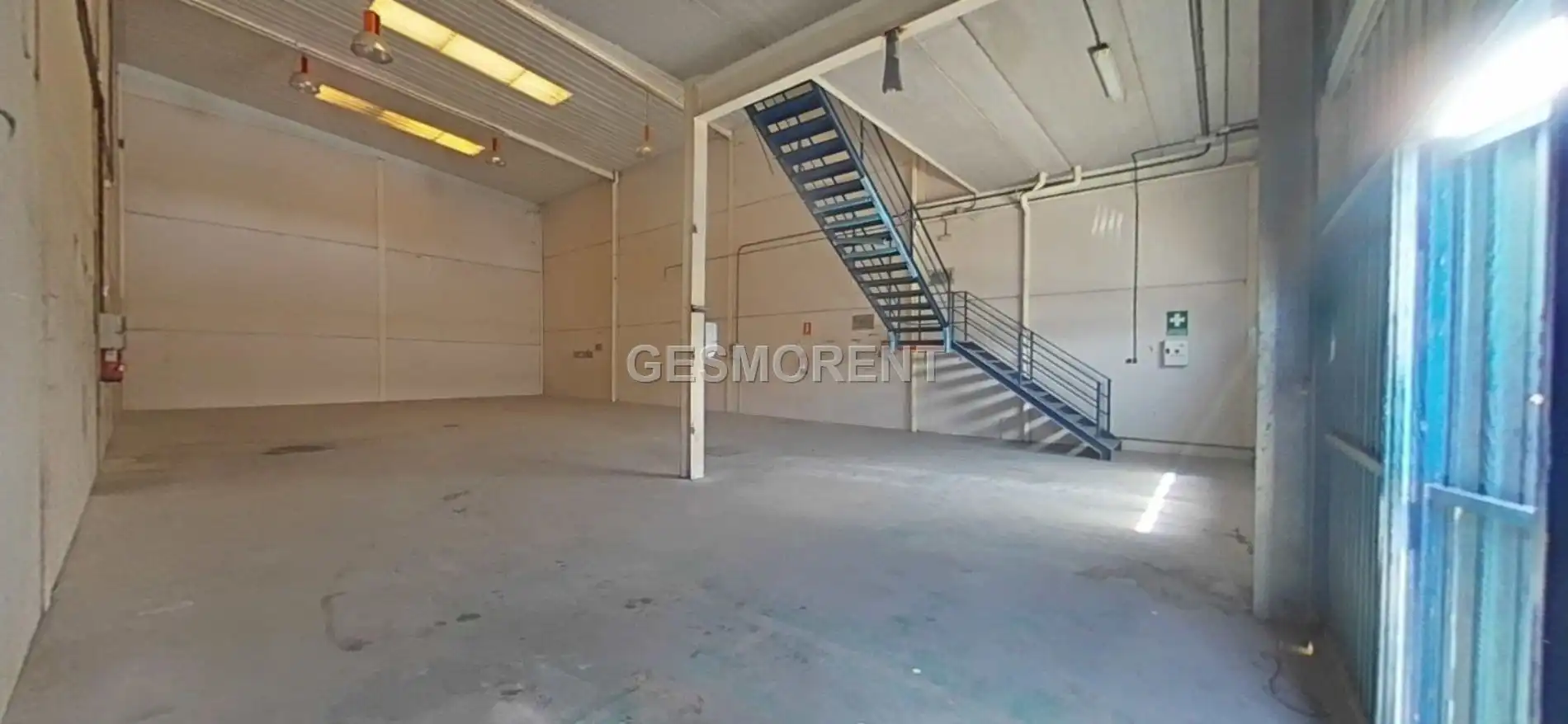 Industrial building for sale in San Martín de la Vega, imagen 2