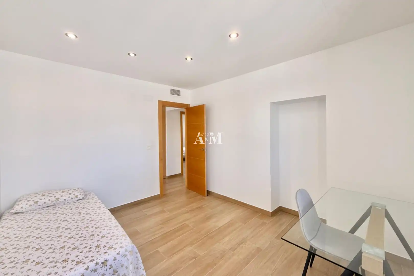 Habitación de Casa o chalet de alquiler en Elche / Elx con Aire acondicionado, Calefacción y Terraza