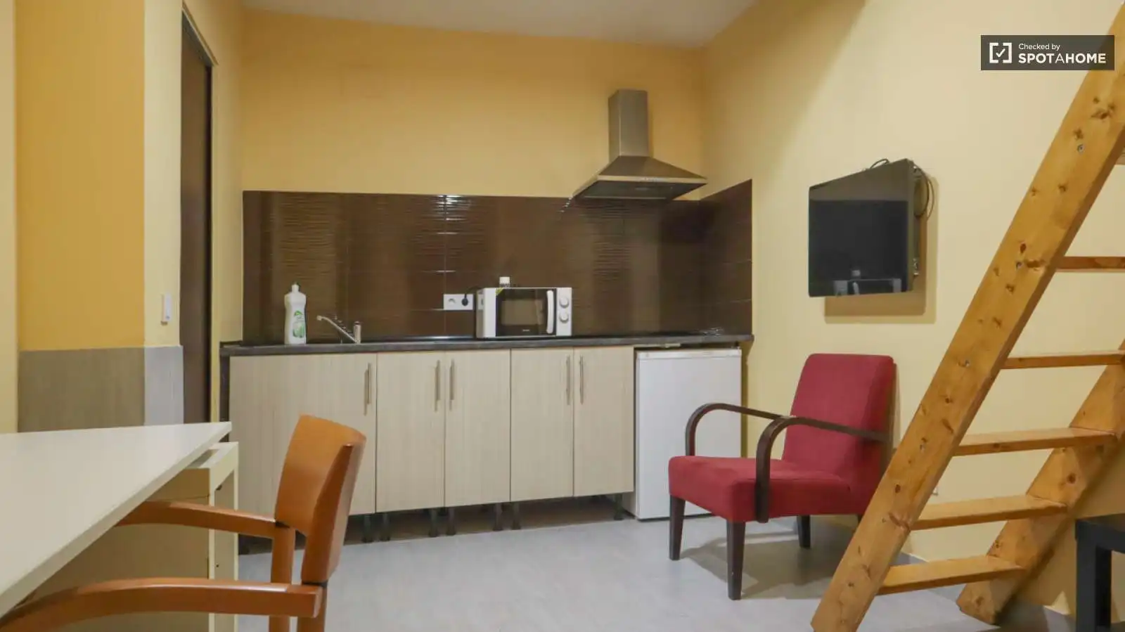 Room in Guindalera
