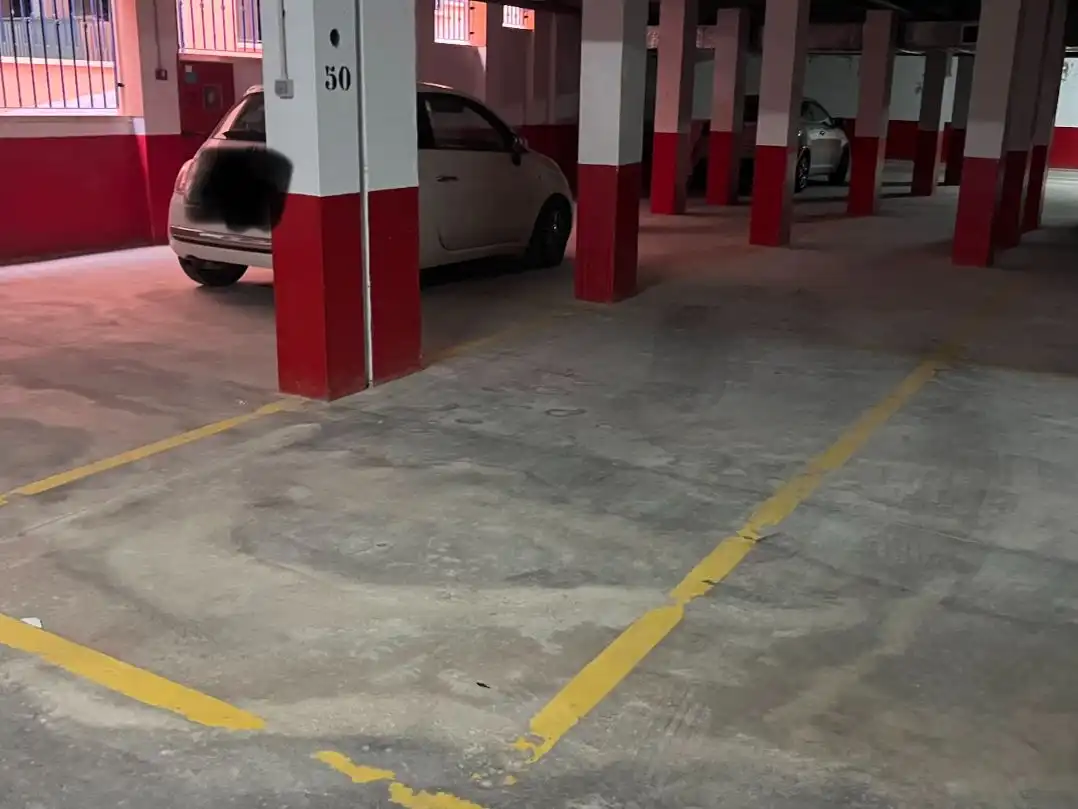 Parkplatz von Garage zur Miete in Santa Pola