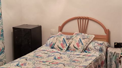 Foto 2 de Casa adosada en venta en Calle Persiles, Tomelloso, Ciudad Real