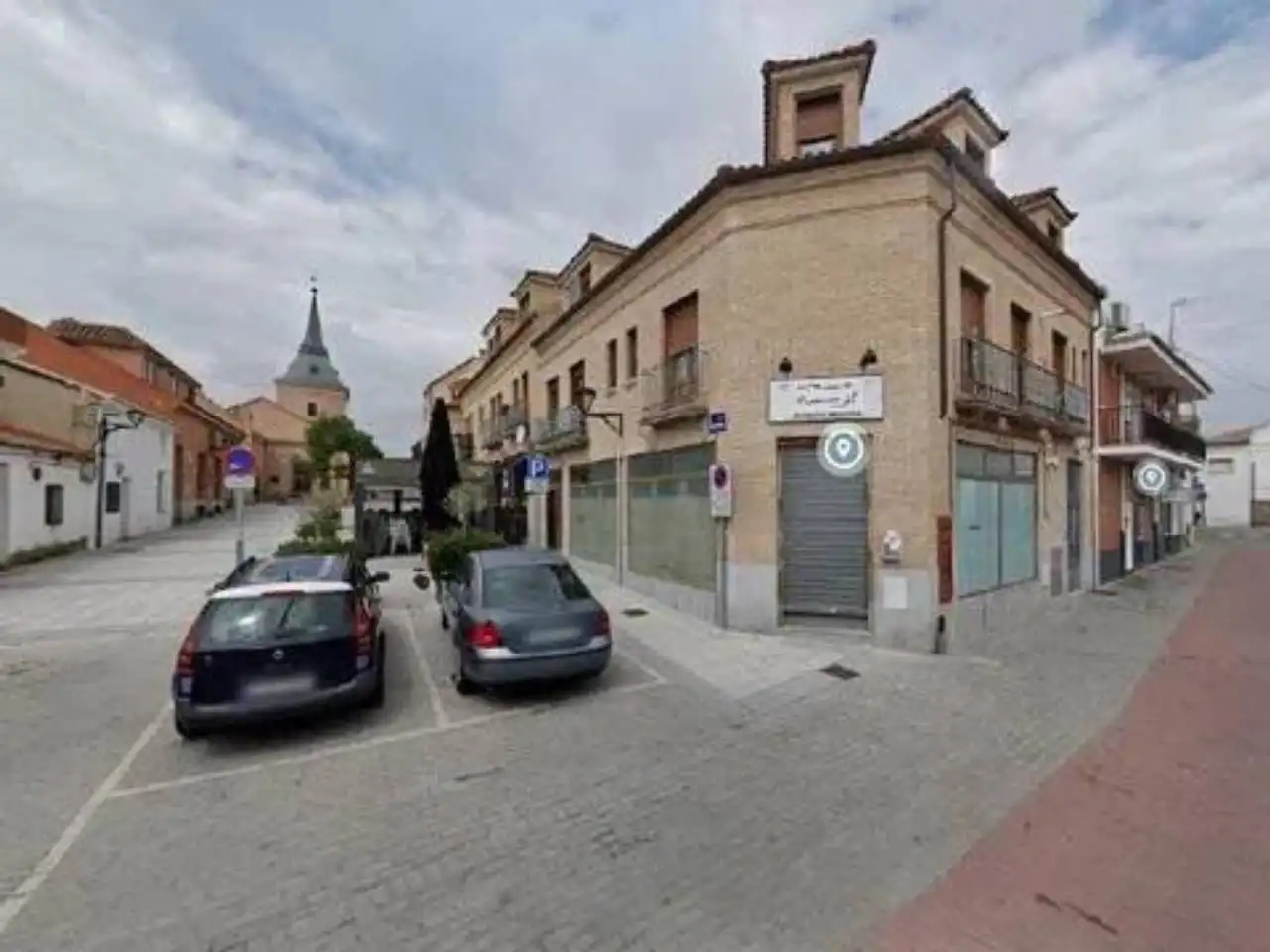 Local comercial en venta en Calle Constitucion, 28