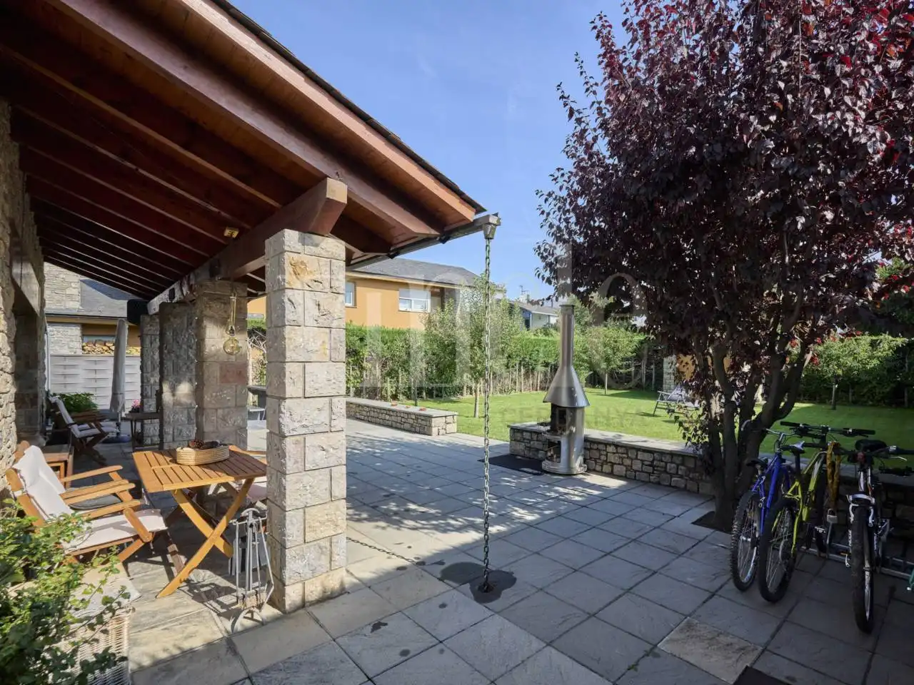 Terraza de Casa o chalet en venta en Puigcerdà con Calefacción, Jardín privado y Parquet