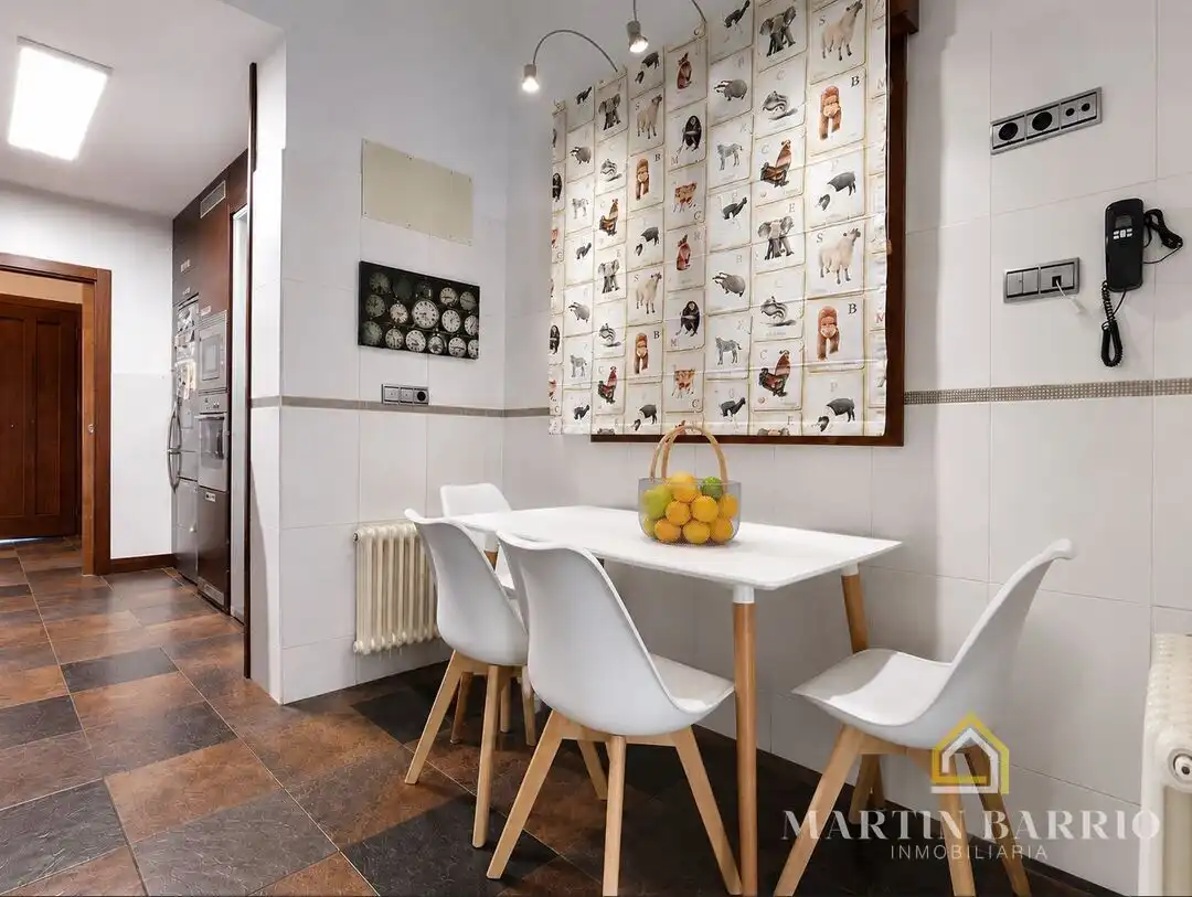 Comedor de Casa o chalet en venta en Muskiz con Aire acondicionado, Calefacción y Jardín privado