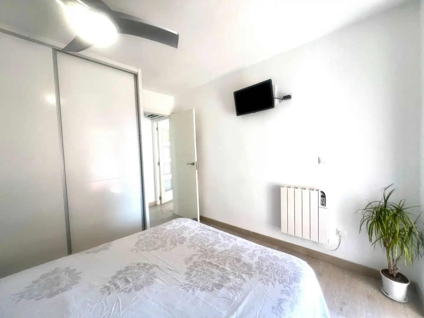 Bedroom of Flat for sale in Alicante / Alacant  with Air Conditioner, Heating and Terrace