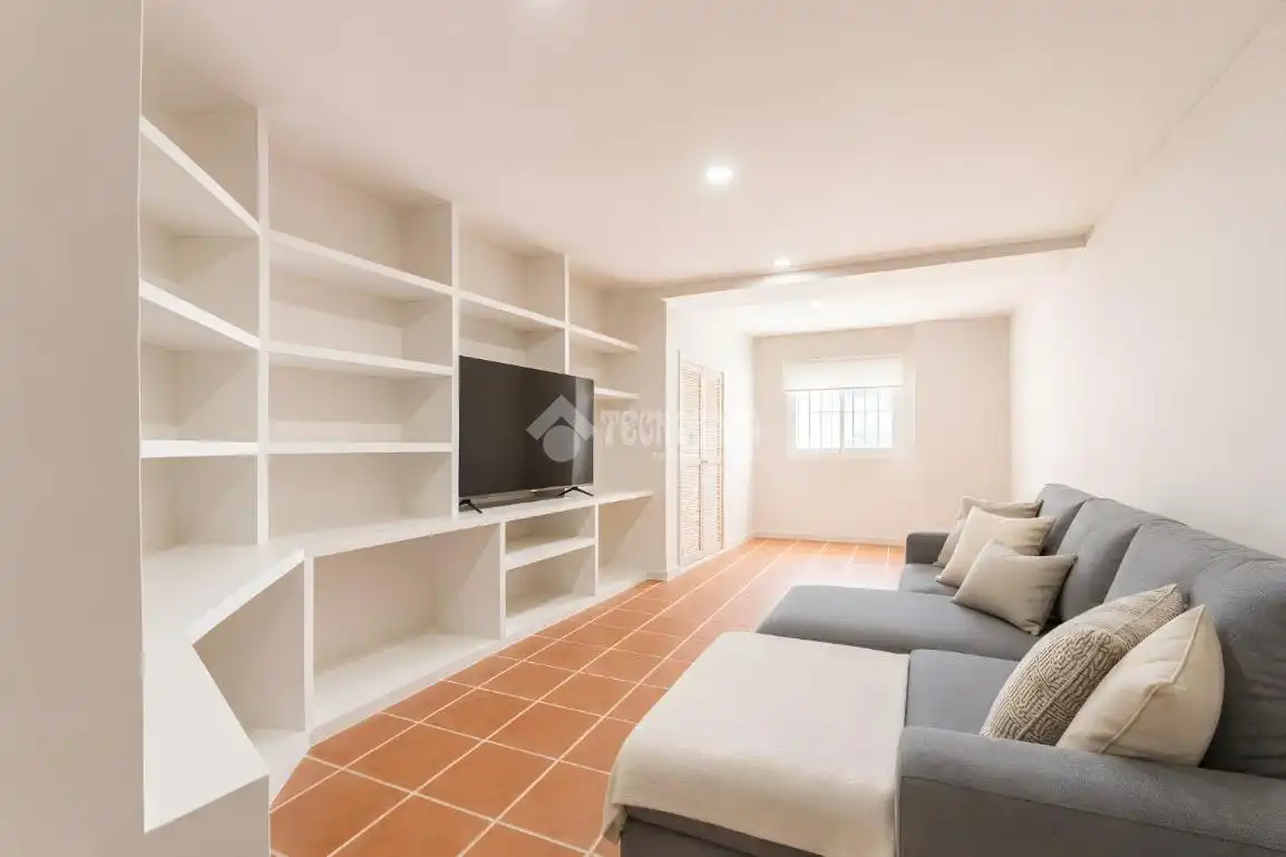 Sala d'estar de Casa o xalet en venda en Torrelodones amb Calefacció, Jardí privat i Terrassa