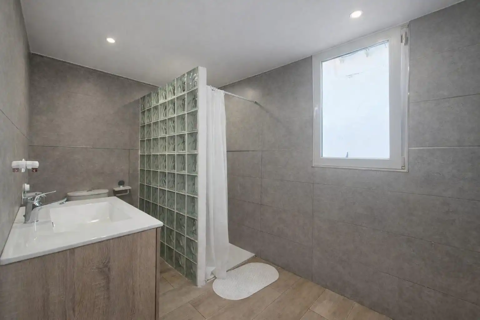 Baño de Planta baja en venta en Inca con Aire acondicionado, Calefacción y Terraza