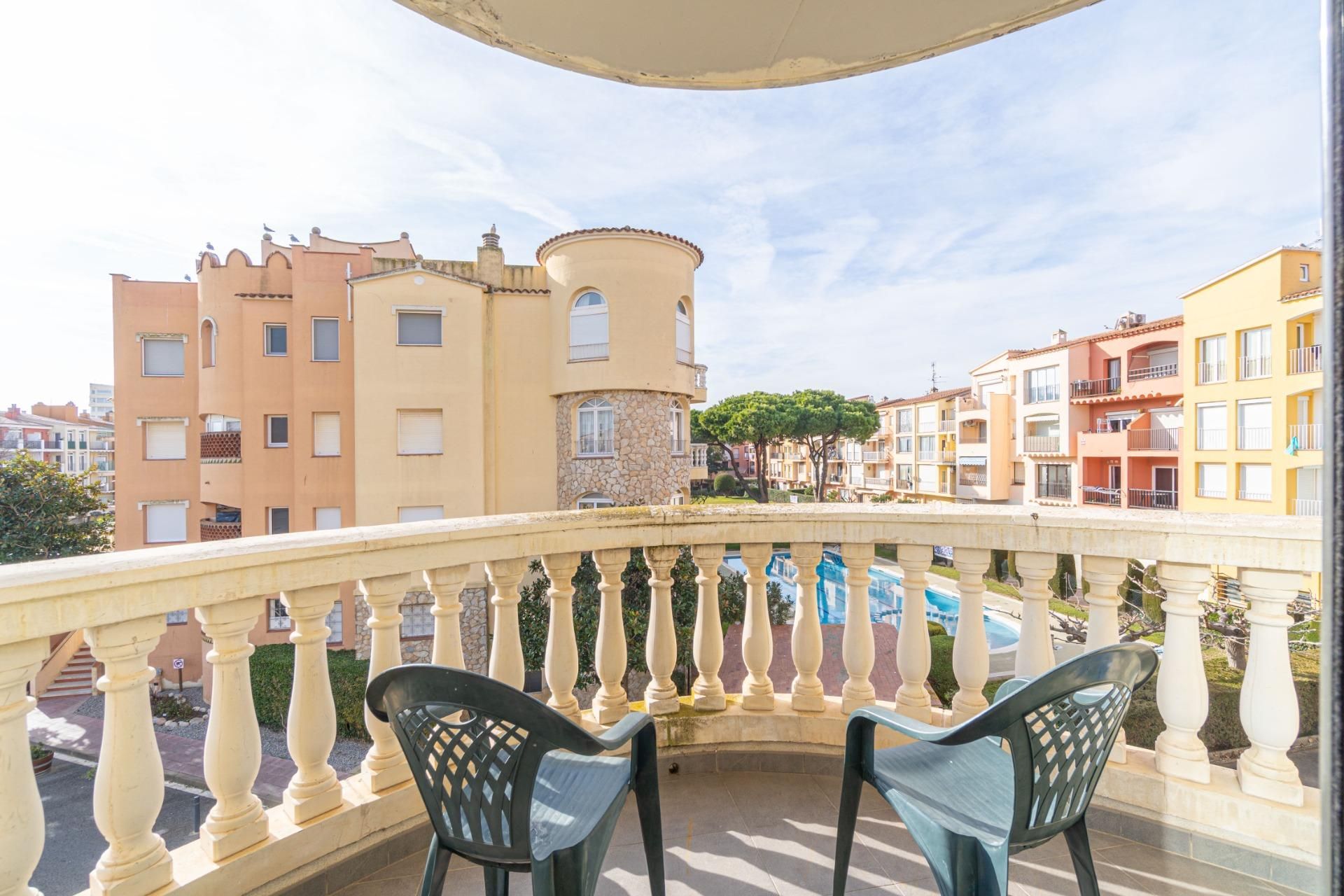 Bedroom of Apartment for sale in Empuriabrava  with Private garden, Balcony and Community pool