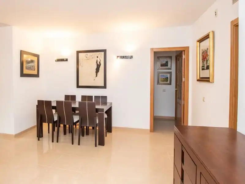 Ground floor to rent in Arnau Rigo Francisá 9, imagen 13