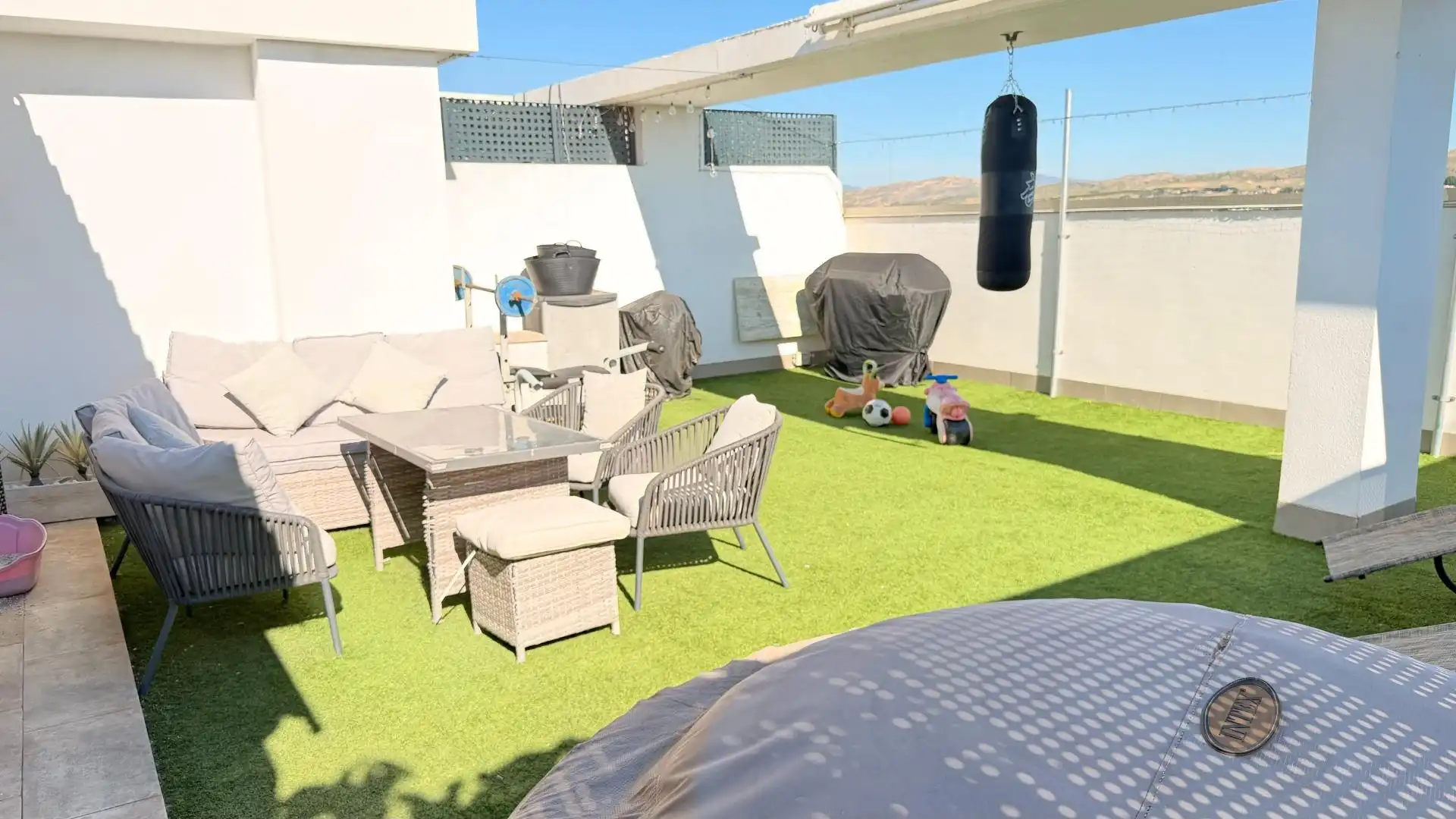 Terrasse von Dachboden zum Verkauf in Elche / Elx mit Heizung, Terrasse und Abstellraum