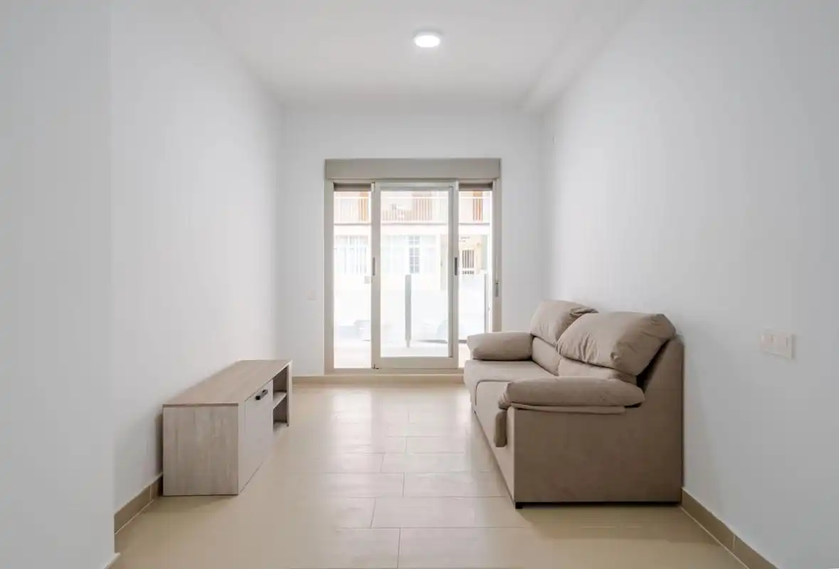 Flat with terrace for sale in Carrer Blasco Ibáñez, imagen 3
