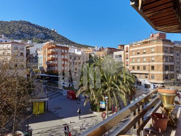 Piso con ascensor en venta en San Bartolomé - Millán de Priego