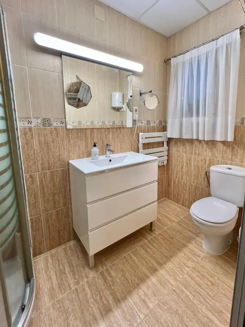 Baño de Casa adosada en venta en Cartagena con Aire acondicionado, Calefacción y Jardín privado