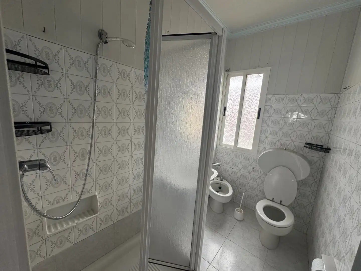 Baño de Piso en venta en Cedeira con Aire acondicionado, Calefacción y Trastero