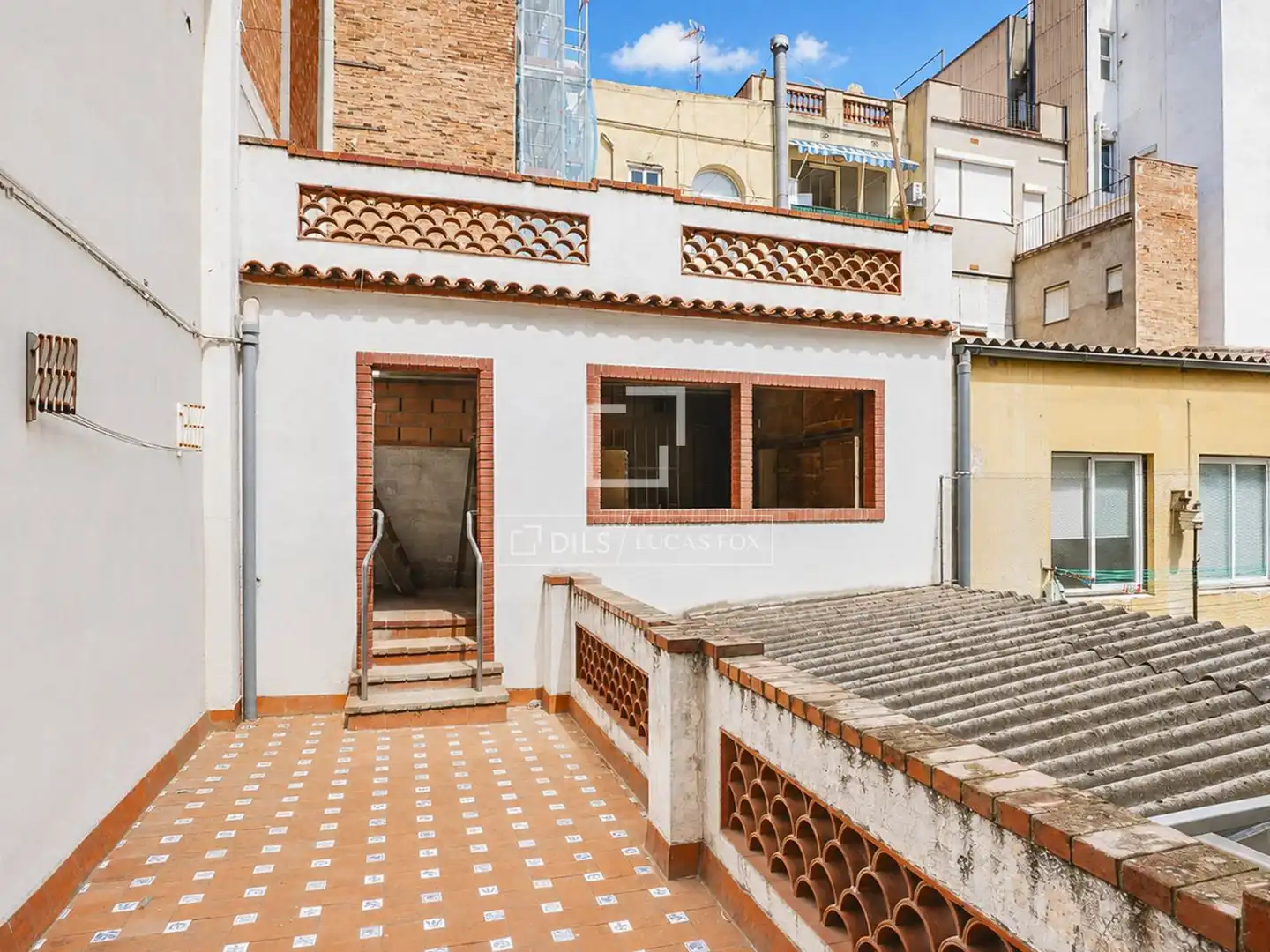 Vista exterior de Pis en venda en Barcelona amb Terrassa i Balcó