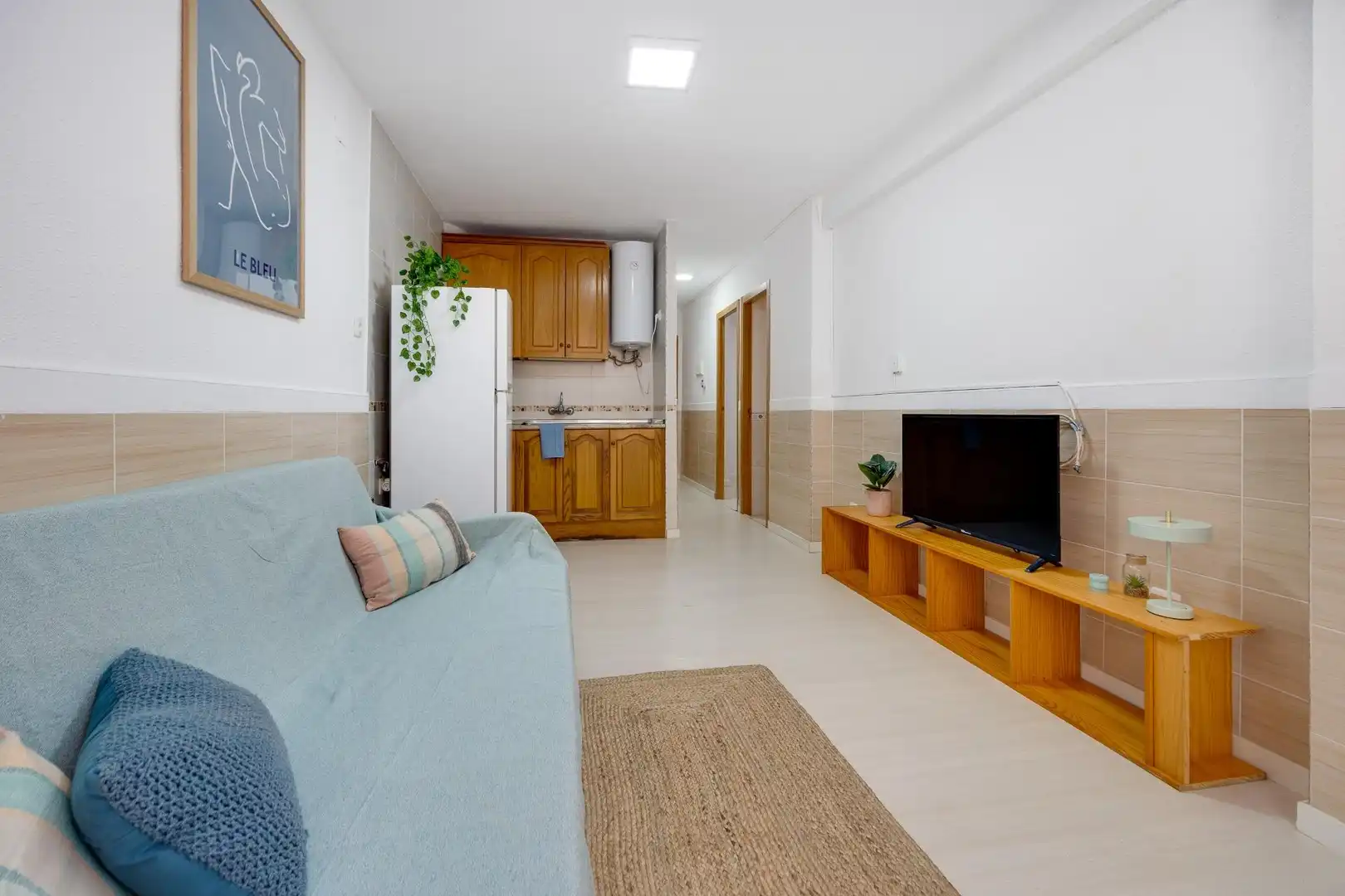 Sala d'estar de Apartament en venda en Torrevieja amb Aire condicionat, Terrassa i Moblat