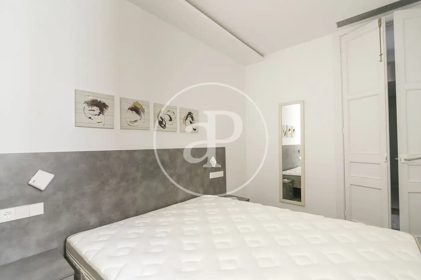 Wohnung zur Miete in Gravina , El Raval