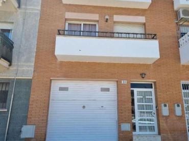 Casa en venda a Santa Maria - L'Eixample - Sud Sumella