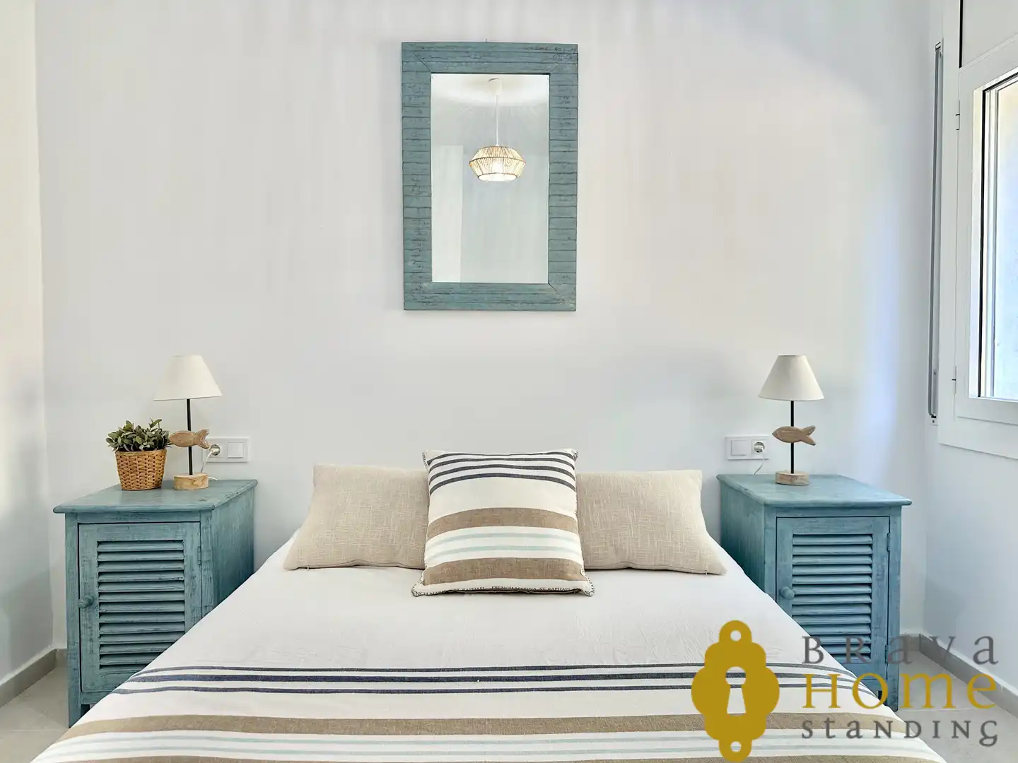 Schlafzimmer von Wohnung zum Verkauf in Roses mit Klimaanlage, Terrasse und Möbliert