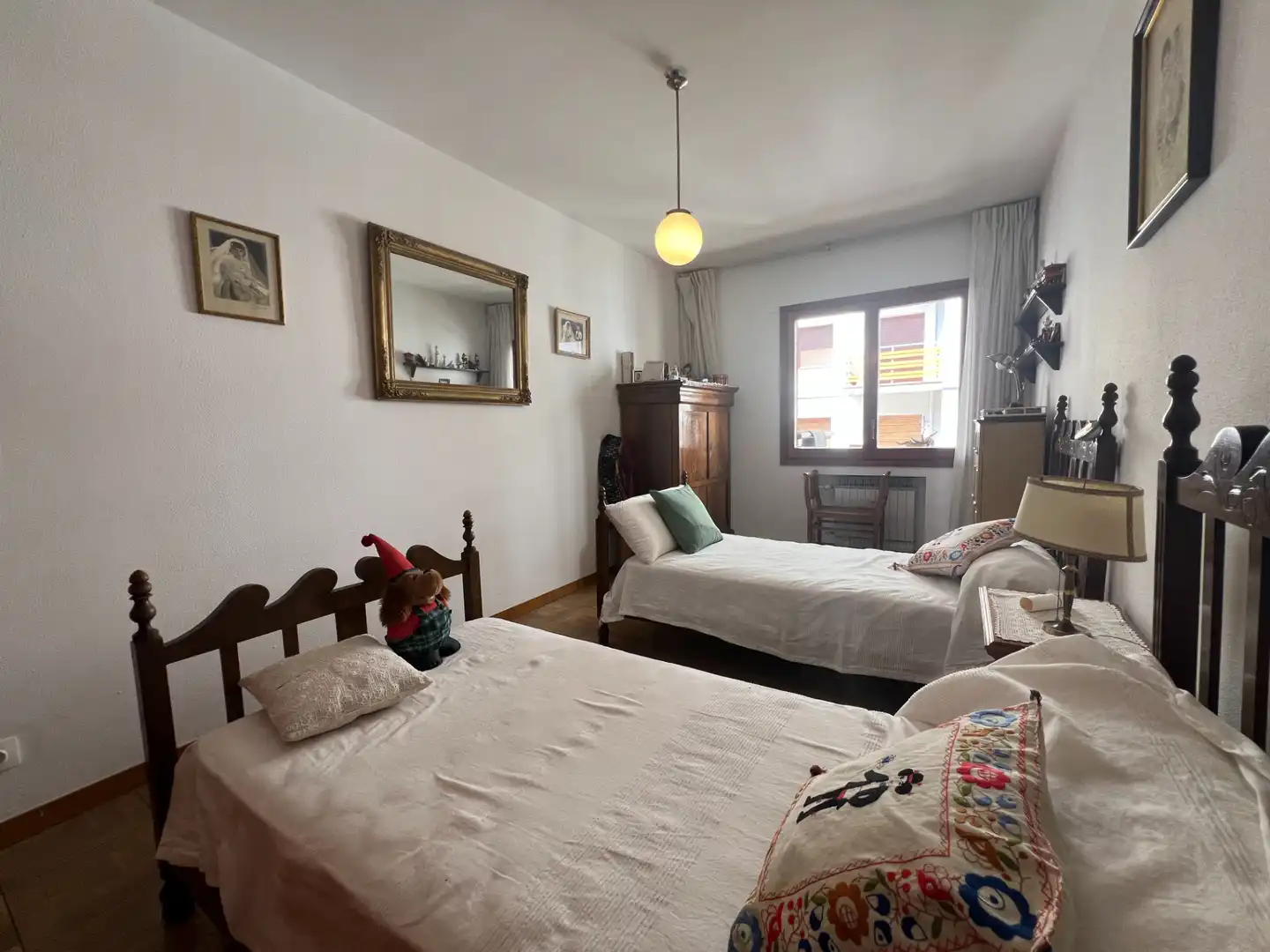 Schlafzimmer von Wohnung zum Verkauf in Jaca mit Abstellraum und Balkon