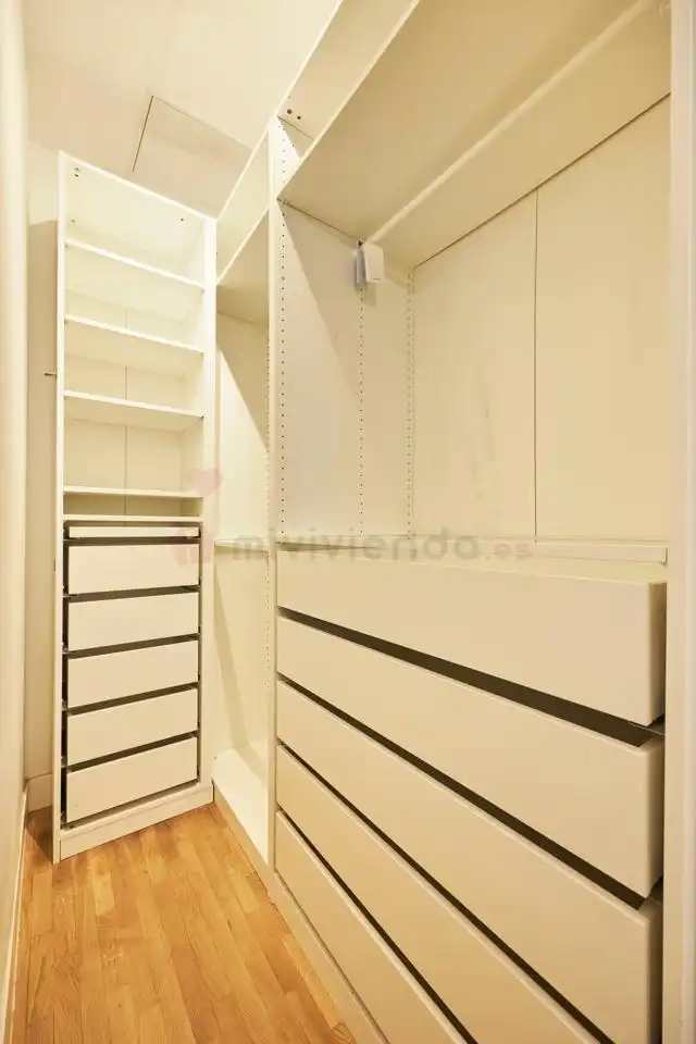 Habitación de Piso de alquiler en Chamberí