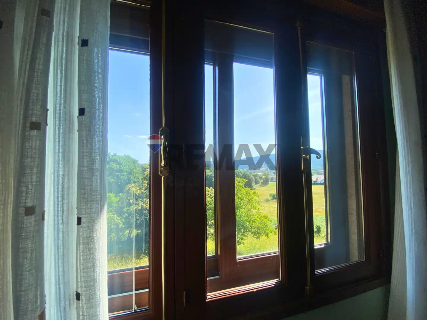 Vista exterior de Casa o chalet en venta en Ames con Calefacción, Jardín privado y Terraza