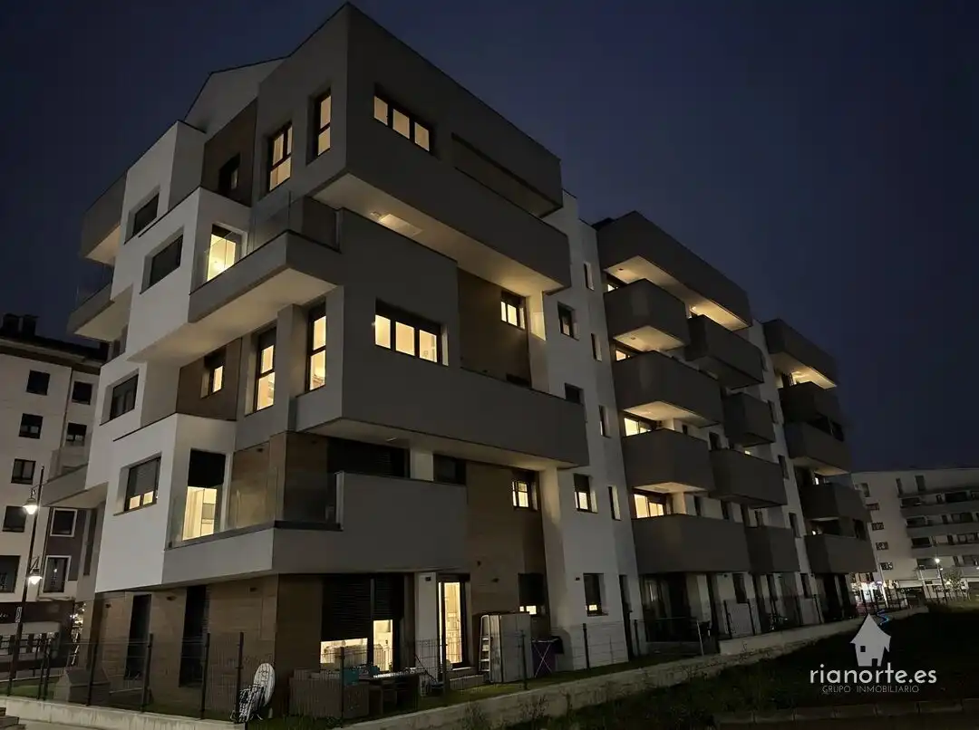 Piso en venta en Calle de Antonio Machado, 32, Lugones