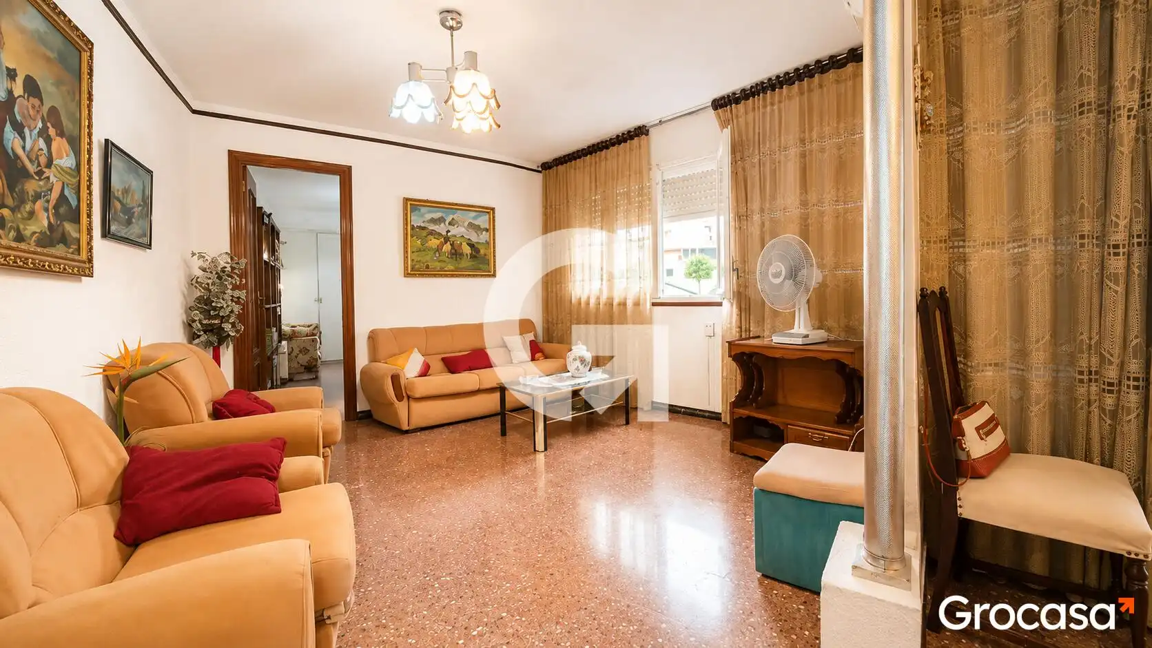 Living room of Flat for sale in L'Hospitalet de Llobregat  with Air Conditioner and Balcony