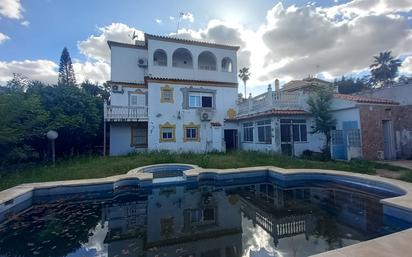 Swimming pool of House or chalet for sale in Montequinto  with Air Conditioner, Heating and Private garden