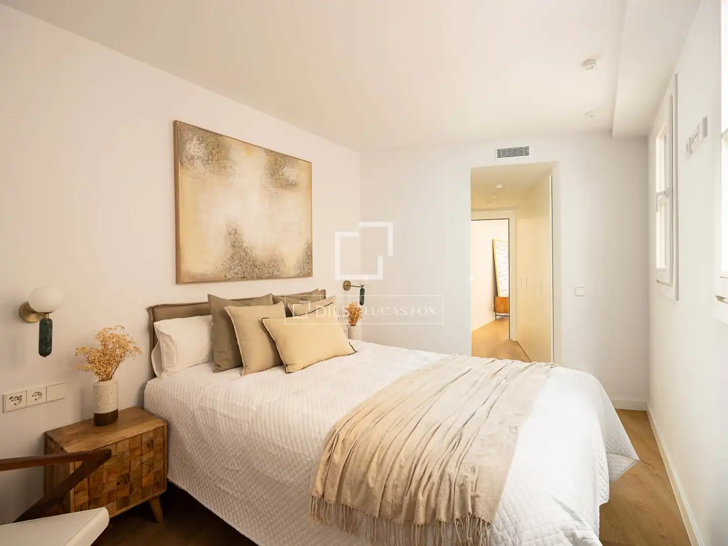 Bedroom of Flat for sale in Barcelona  with Air Conditioner, Terrace and Swimming Pool