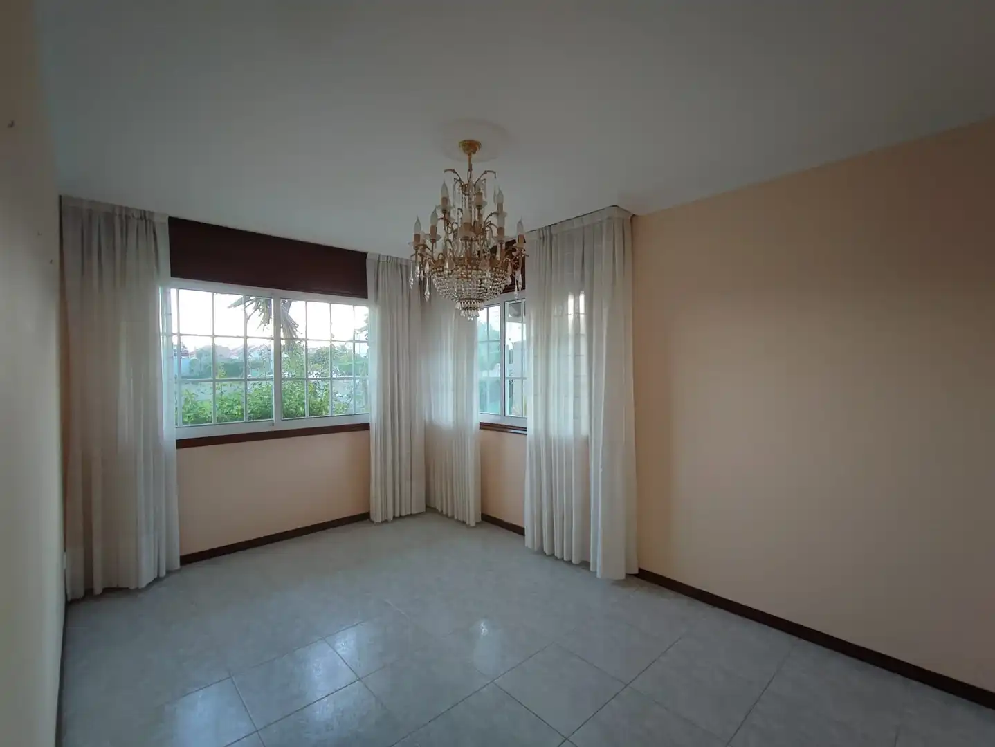 Comedor de Casa o chalet en venta en Vigo  con Calefacción, Jardín privado y Terraza