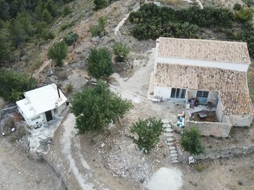 Casa rústica amb jardí en venda a Benissa pueblo