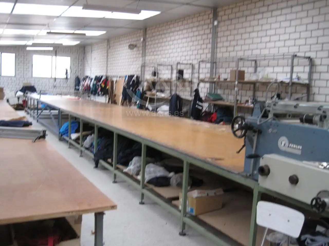 Nave industrial en venta en La Mata