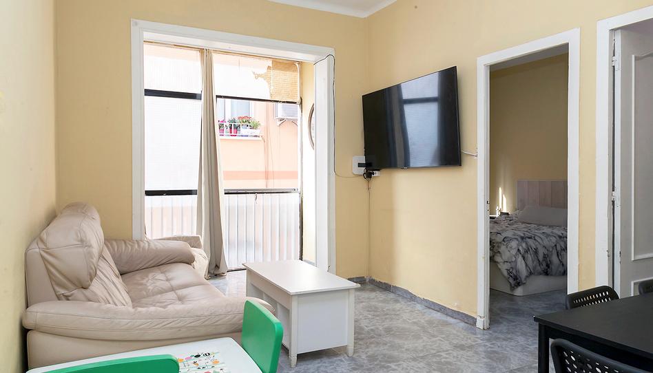 Foto 1 de Piso en venta en Carrer de la Vinyeta, Collblanc, Barcelona